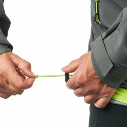 Quechua Hiking Clothing Mens Hiking Waterproof Rain Jacket Forclaz 400