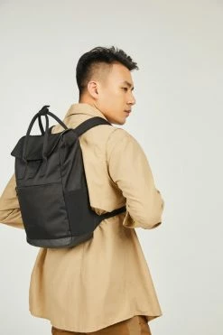 Quechua NH150 Escape, Hiking 10 L Backpack