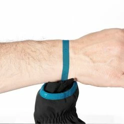 Quechua Hiking Windproof Tactile Gloves Forclaz 700