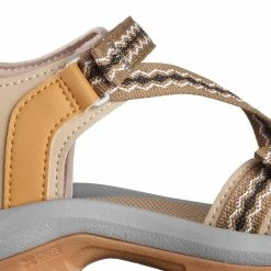 Quechua NH110, Hiking Sandals, Women's Hiking Clothing