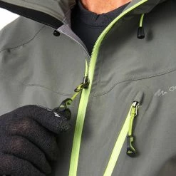 Quechua Hiking Clothing Mens Hiking Waterproof Rain Jacket Forclaz 400