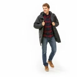 Forclaz Travel 700, 3-in-1 Waterproof 5° F Backpacking Jacket, Men's Hiking Clothing