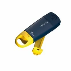 Forclaz Dynamo 900, Hand-Powered 150 Lumens USB Hiking Flashlight/Battery Hiking Clothing