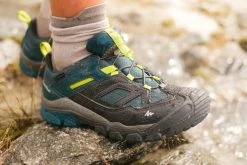 Quechua Crossrock, Waterproof Lace-Up Hiking Boots, Kids'