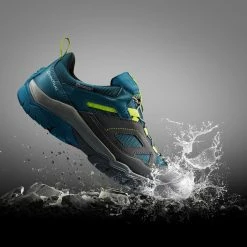 Quechua Crossrock, Waterproof Lace-Up Hiking Boots, Kids'