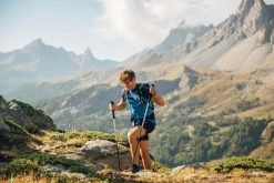 Quechua FH900, Short-Sleeved Hiking T-Shirt, Men's Hiking Clothing