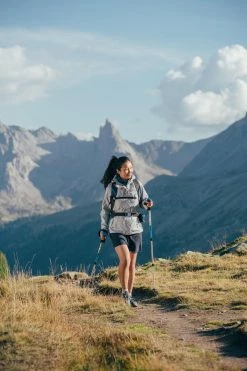 Quechua Hiking Clothing Women’s Mountain Hiking Shorts MH100