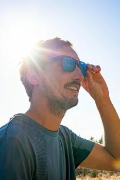 Quechua MH140, Category 3 Hiking Sunglasses