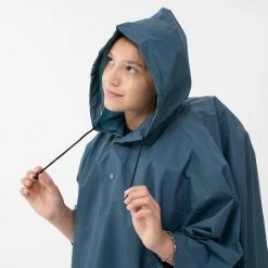 Hiking Clothing Forclaz Arpenaz, 10 L Hiking Rain Poncho
