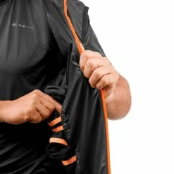 Quechua Men's Hiking Anti-UV Windproof Helium Jacket 900 Hiking Clothing