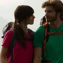 Quechua Hiking Clothing Men's Mountain Hiking T-shirt Short-Sleeve TechFRESH 100