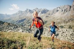 Quechua Women's Fast Hiking Short-Sleeved Seamless T-Shirt FH900 Hiking Clothing