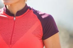 Quechua Women's Fast Hiking Short-Sleeved Seamless T-Shirt FH900 Hiking Clothing