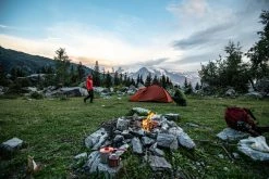 Forclaz Trek 100, 3 Seasons Freestanding Backpacking Dome Tent, 2 Person Tents