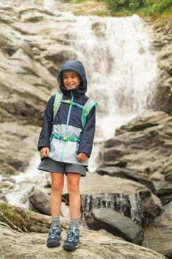 Quechua MH550, Waterproof Hiking Jacket, Kids' Hiking Clothing