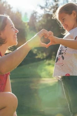 Hiking Clothing Quechua MH100, Hiking T-Shirt, Kids'