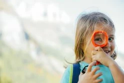 Quechua MH100, Hiking Magnifying Glass, Kids' Hiking Clothing