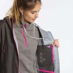 Hiking Clothing Quechua MH900, Waterproof Hiking Jacket, Women's