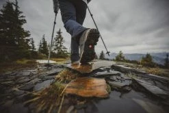 Forclaz MT100, Lightweight Waterproof Hiking Boots, Women's Hiking Clothing