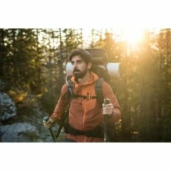 Forclaz Men's Mountain Backpacking Windbreaker Trek 900