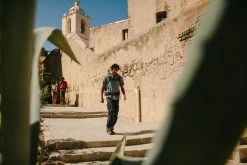 Forclaz Hiking Clothing Men’s Short Sleeved Hiking Shirt Arpenaz 500