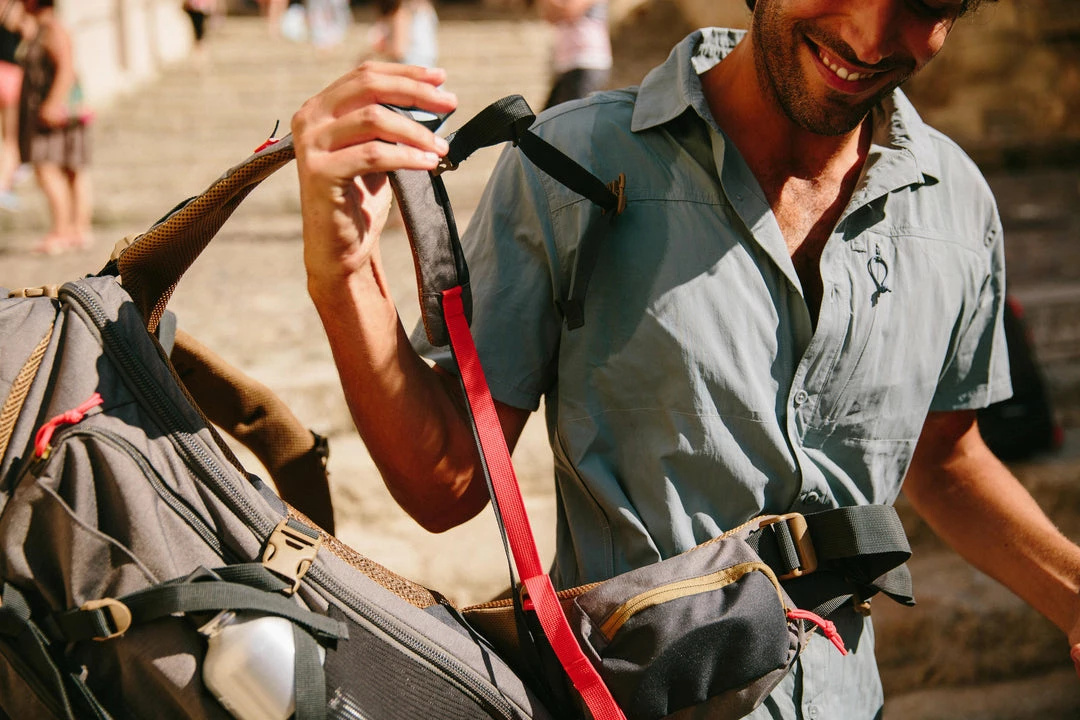 Forclaz Hiking Clothing Men’s Short Sleeved Hiking Shirt Arpenaz 500