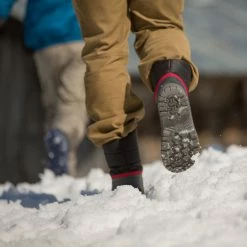 Quechua SH100 Warm, Waterproof Mid Snow Hiking Boots, Women's Hiking Clothing