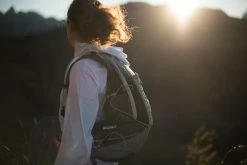 Quechua FH900 Helium, 17 L Hiking Backpack, Adult