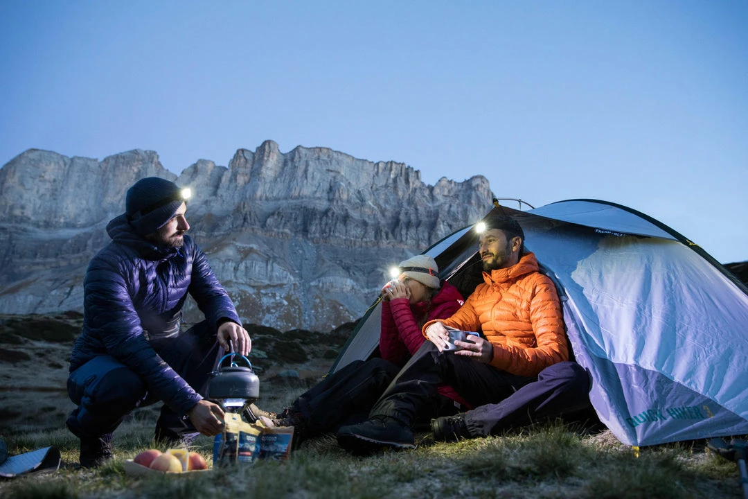 Forclaz QuickHiker Fresh & Black, Waterproof Backpacking Tent, 2 Person Hiking Clothing